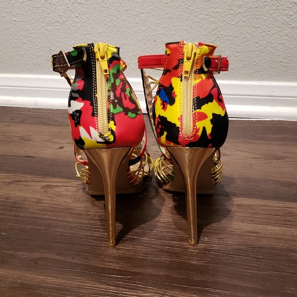 Eclectic Colorful Camoflage Heels - Picture 6 of 7